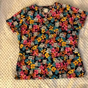 Owls and Flowers Cherokee Scrub Top XL